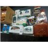 Image 2 : Asst. Village Figurines/Accessories