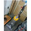 Image 1 : Dyson Vac