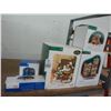 Image 1 : 5-Dept. 56 Village House, Figurine - 5 X $