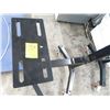 Image 2 : 3 Leg Work Table Base on Wheels