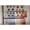 Image 2 : 2001 US MINT SET (UNC) P/D (WITH ENVELOPE) AND