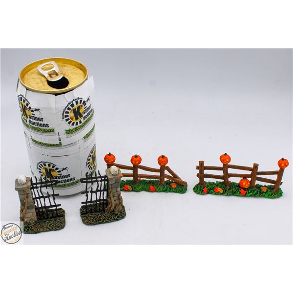 LEMAX SPOOKY TOWN LOT OF 4 GATES & FENCES