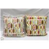 Image 1 : PAIR OF BRAND NEW SHOWHOME PILLOWS