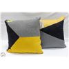 Image 1 : PAIR OF BRAND NEW SHOWHOME PILLOWS