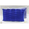 Image 1 : PAIR OF BRAND NEW SHOWHOME PILLOWS