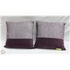 Image 1 : PAIR OF BRAND NEW SHOWHOME PILLOWS