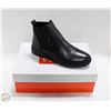 Image 1 : FREIGHT CLAIM: KUNITZ BANNERMAN SHORT BOOTS SZ 37