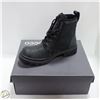 Image 1 : FREIGHT CLAIM: ECCO WO GRAINER MID LACEUP SZ 39