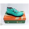 Image 1 : FREIGHT CLAIM: JUNGLA BOVPELO EMERALD SIZE 37