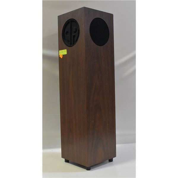 STAND UP SPEAKER