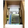Image 1 : CMH GROW LIGHT WITH 2 BULBS