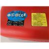 Image 3 : FUEL TANK 6.6 US~ 25 LITRES