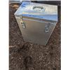 Image 2 : DIAMOND ALUMINUM CASE