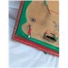 Image 3 : VINTAGE TABLE TOP HOCKEY GAME by MUNRO