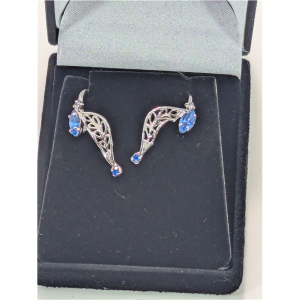 VINTAGE LISNER BLUE EARRINGS