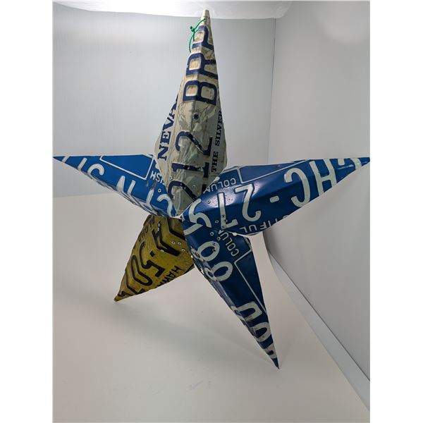 LICENSE PLATE STAR FOLK ART by RJ