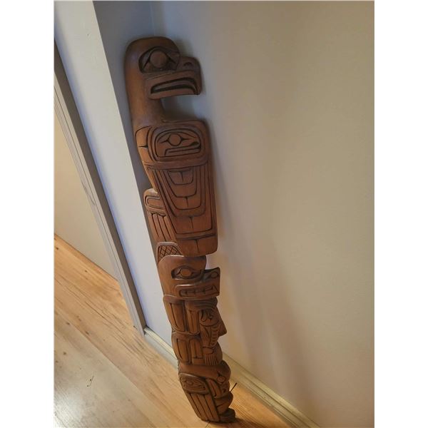 INDIGENOUS GRIZZLY EAGLE 37.5" CARVING