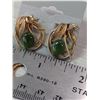 Image 2 : VINTAGE 1960'S JADE WIREWORK Clip-on Earrings