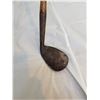 Image 2 : ANTIQUE 36" GOLF CLUB