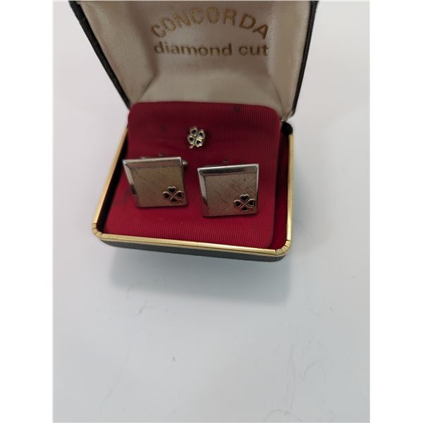 FOUR LEAF CLOVER  MOTIF CUFFLINKS & TIE CLIP