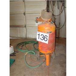 SAND BLASTER W/HOSE, 