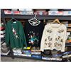 Image 1 : 3 Christmas sweaters