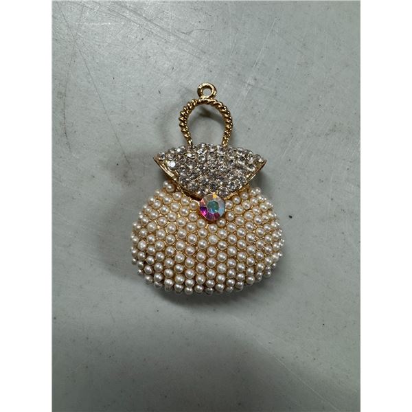 Bejeweled purse pendant