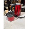 Image 1 : Betty Crocker Kettle and West Bend mini crock