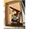 Image 1 : Picture frame holders decor