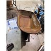 Image 2 : Wheelbarrow