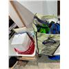Image 1 : Reusable bags and baskets