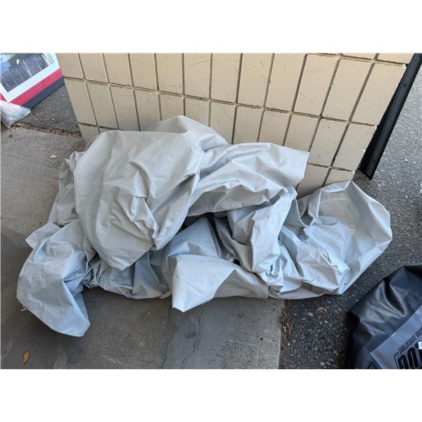 Outdoor furniture cover