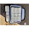 Image 2 : Cooler bag with ice packs