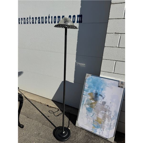 Floor lamp with glass lampshade