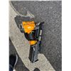 Image 1 : Bostitch air nailer