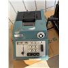Image 1 : Antique adding machine