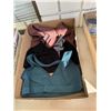 Image 1 : Size small bras