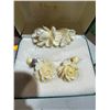 Image 1 : Earrings and brooch