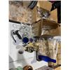 Image 1 : Assorted glassware