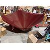 Image 1 : Large patio umbrella