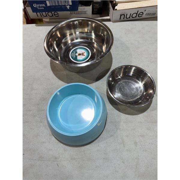 Pet bowls