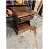 Image 1 : Nightstand