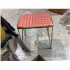 Image 1 : Vintage Stool