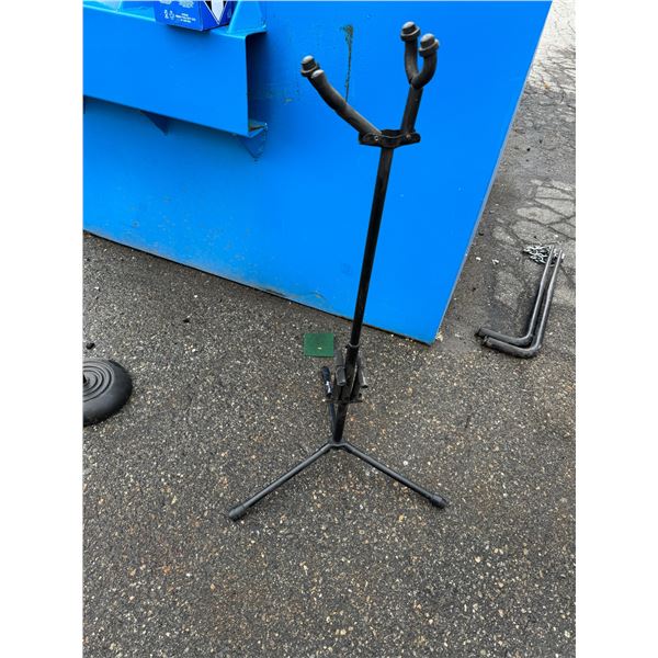 Guitar stand