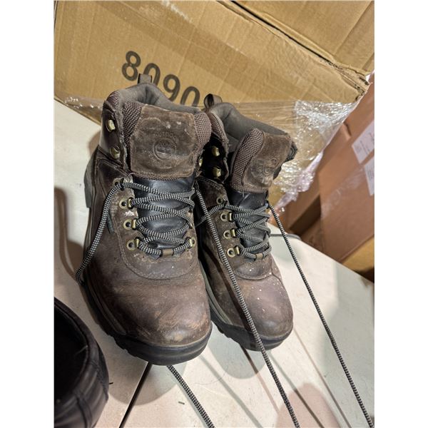 Footwear size not showing