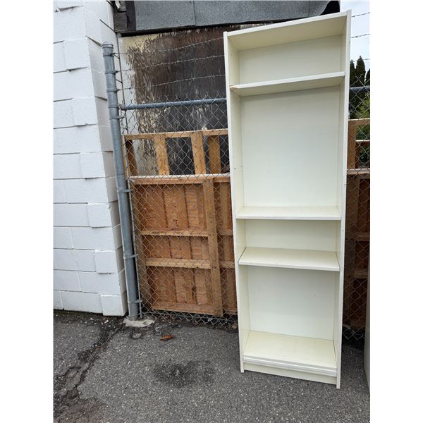 Shelf missing some pegs