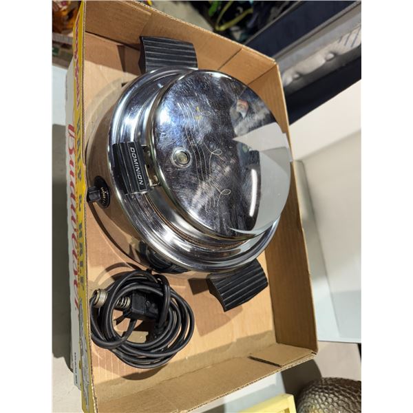 Dominion waffle maker