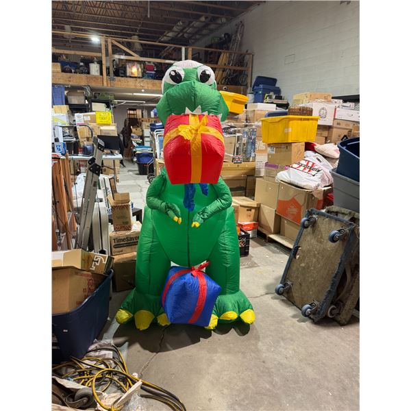 Blowup dinosaur