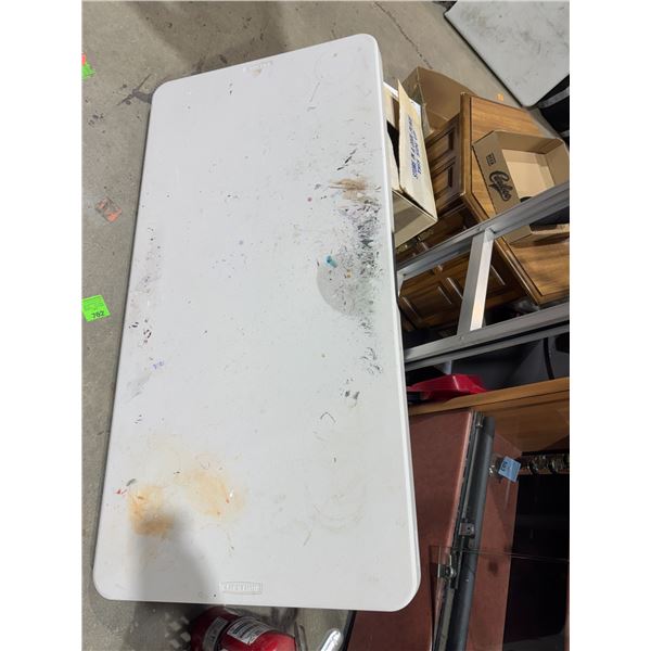 Lifetime folding table