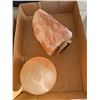 Image 1 : Salt lamp, no bulbs